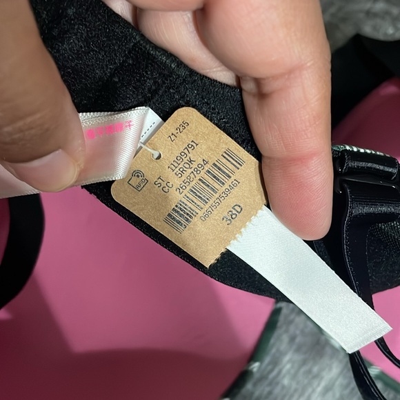 PINK wireless bra 36D - Picture 3 of 4